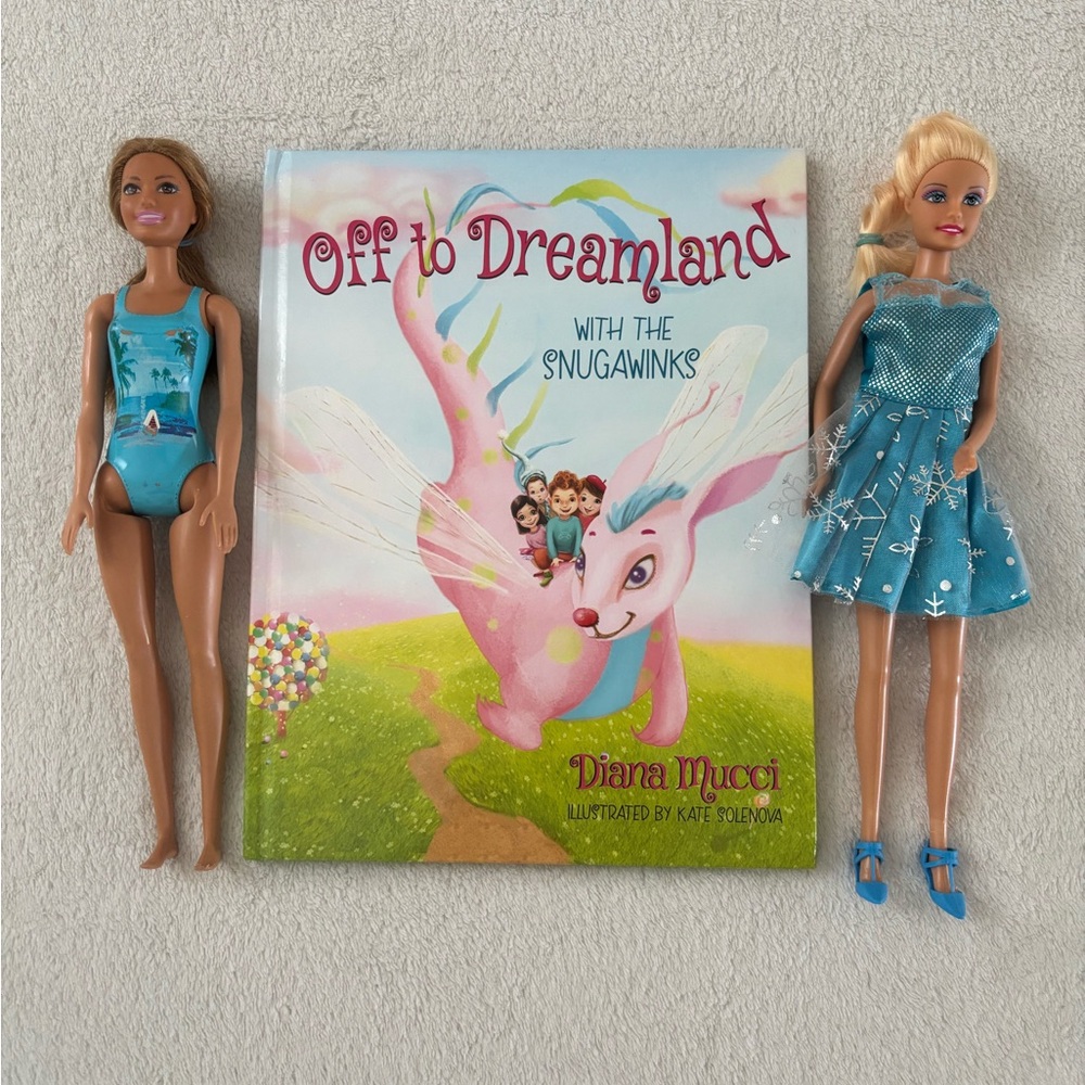 Off to Dreamland Book with Two Dolls Set